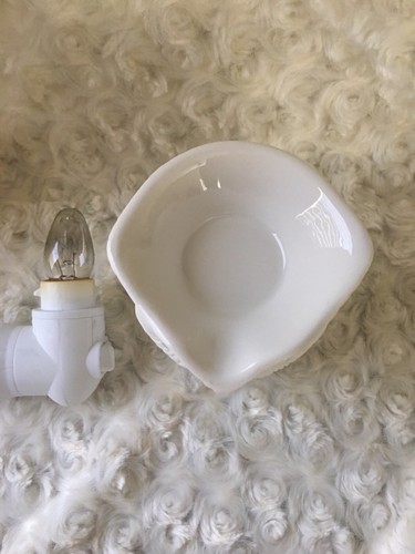 SCENTSY Whoot Plug in warmer Night light - white Owl, NEW in box