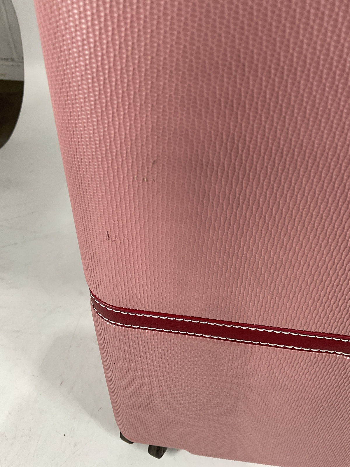 DELSEY Paris Chatelet Air 2.0 Hardside Luggage with Spinner Wheels - Pink/Checke