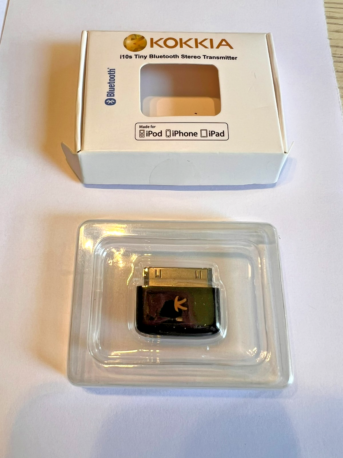 KOKKIA i10s Tiny Bluetooth iPod Transmitter for iPod/iPhone