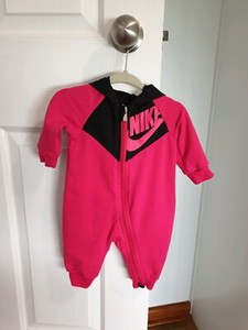 baby girl nike onesie
