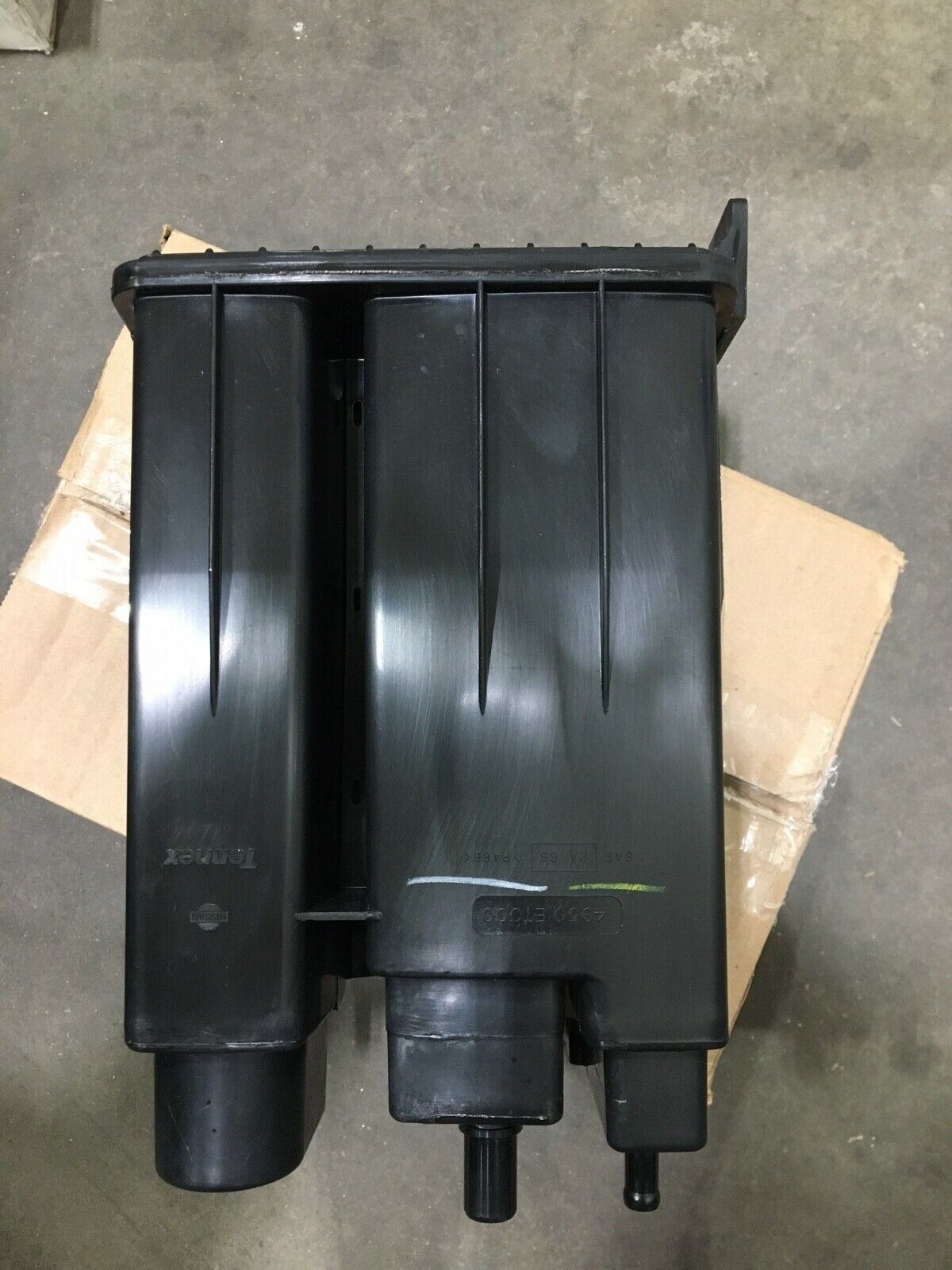 TENNEX WELLS BRAND 4B1372 VAPOR CANISTER OR CP3228 OR VC4295 TENNEX WELLS BRAND 4B1372 VAPOR CANISTER OR CP3228 OR VC4295