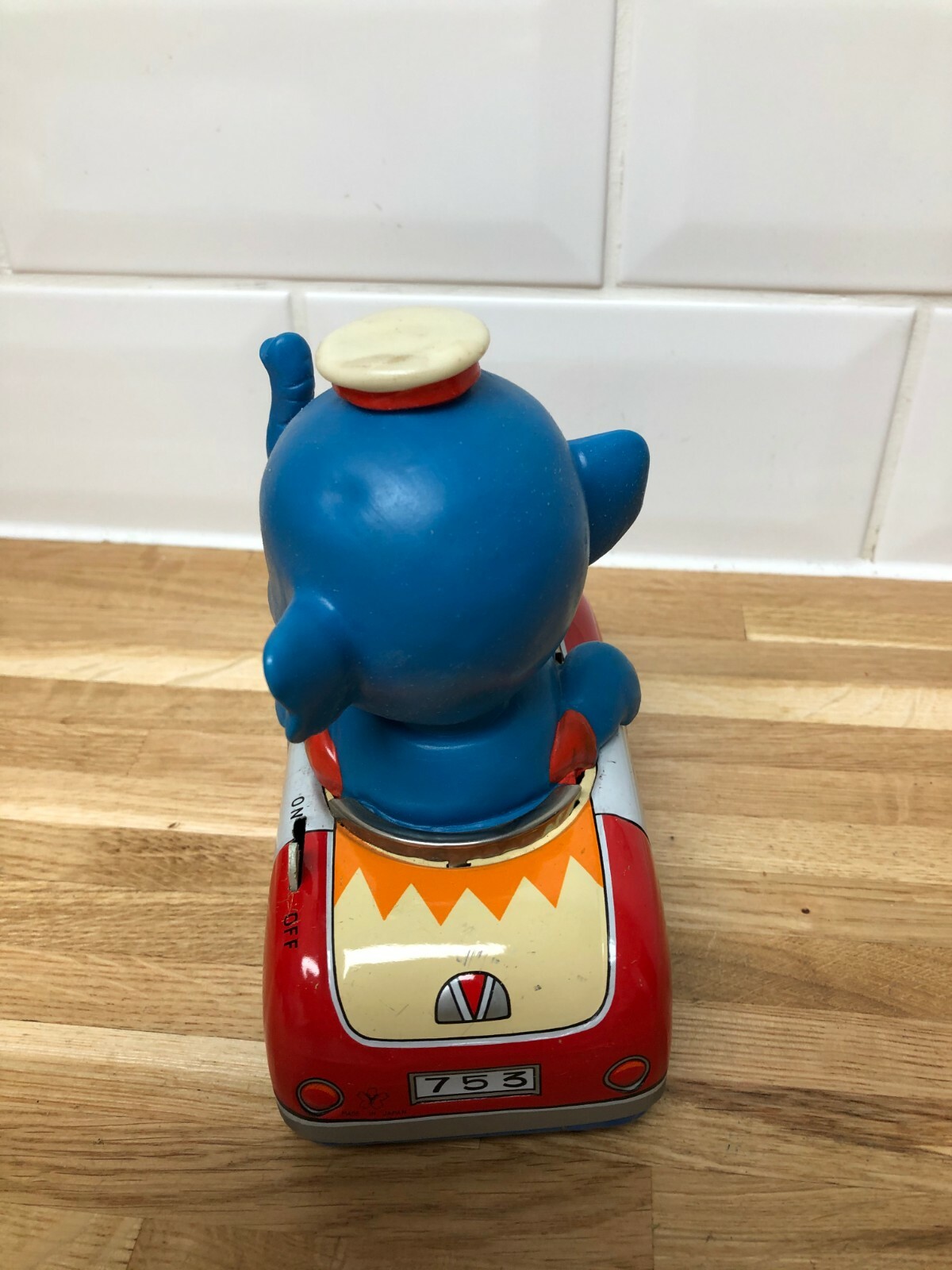 Mother Waddles Car Auction - 2hg81zo