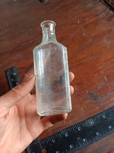 Vtg Antique Owens 3iv Graduated Measurement Embossed  Medicine Bottle