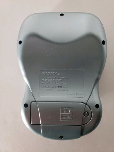 Radica Big Screen Solitaire - Rare 2002 Electronic Hand Held Game - VGC !!