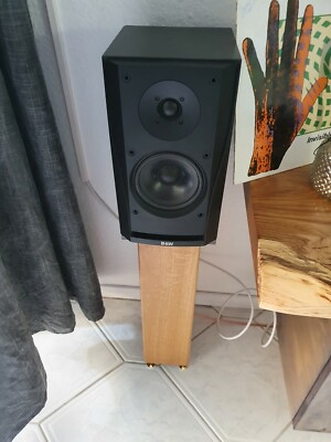 b&w dm302 speakers
