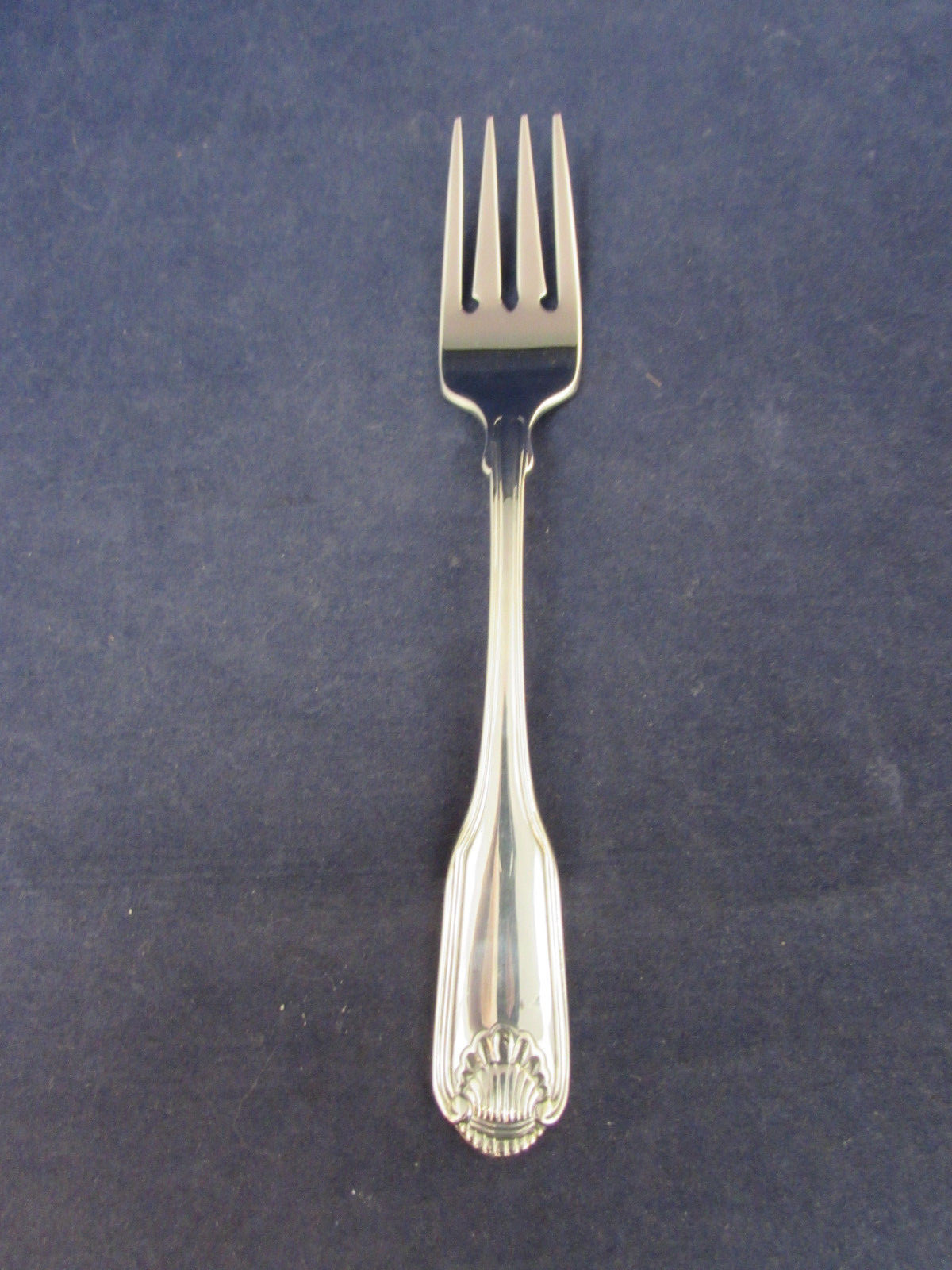 Oneida Silverplate SILVER SHELL Flatware Silverware COMMUNITY Your