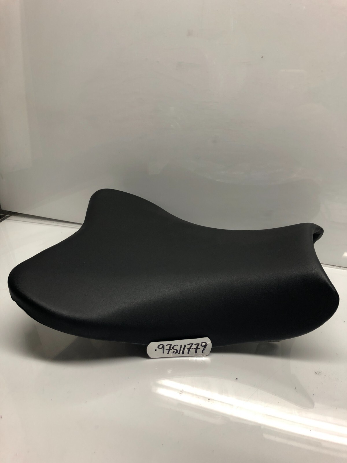 SUZUKI GSXR 1000 2007 - 2008 RIDERS SEAT GENUINE OEM LOT97 97S11779 M1896