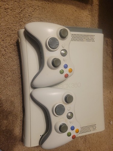 Xbox 360 Arcade White Complete Console System Very Rare! Box