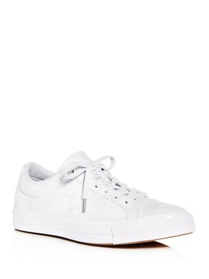 

Женские спортивные кроссовки с круглым носком CONVERSE белого цвета с потертым логотипом, Белый, 159710C