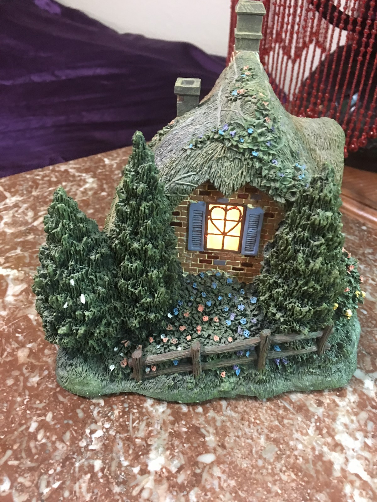 2110 Thomas Kinkade Hawthorne Village 