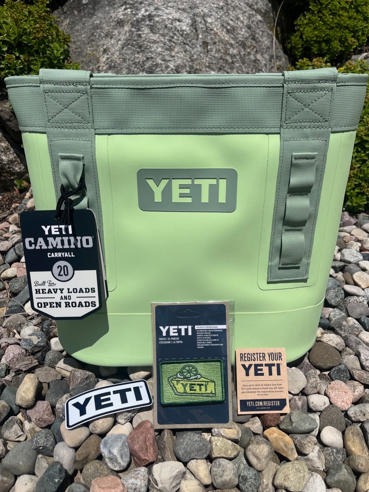YETI Camino 20 Carryall Tote Bag SOLD OUT🍋‍🟩KEY LIME! +