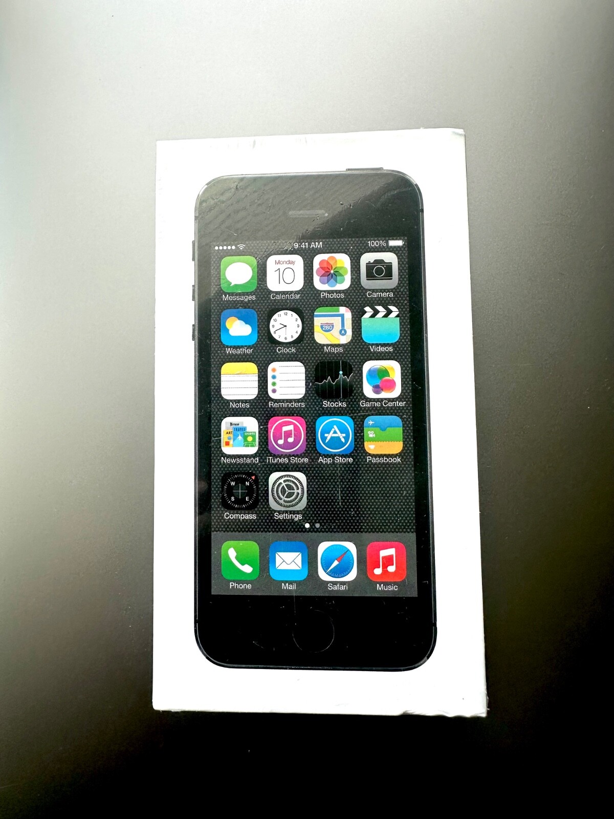 『美品』iPhone 5s スペースグレー Refurbished Apple iPhone 5s 16GB 32GB Space Gray Rare iOS 8