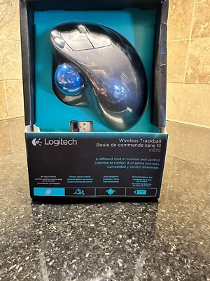 Logitech M570 Wireless Trackball Mouse   Ergonomic Design for Right-Hand Use NEW