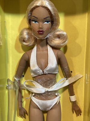 Integrity Toys Jason Wu Monsieur Z Summer Babes in Cream Swimsuit Rare Mint  