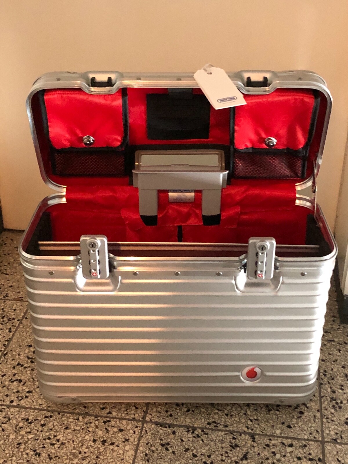 Rimowa Topas Vodafone Aluminium Pilotenkoffer
