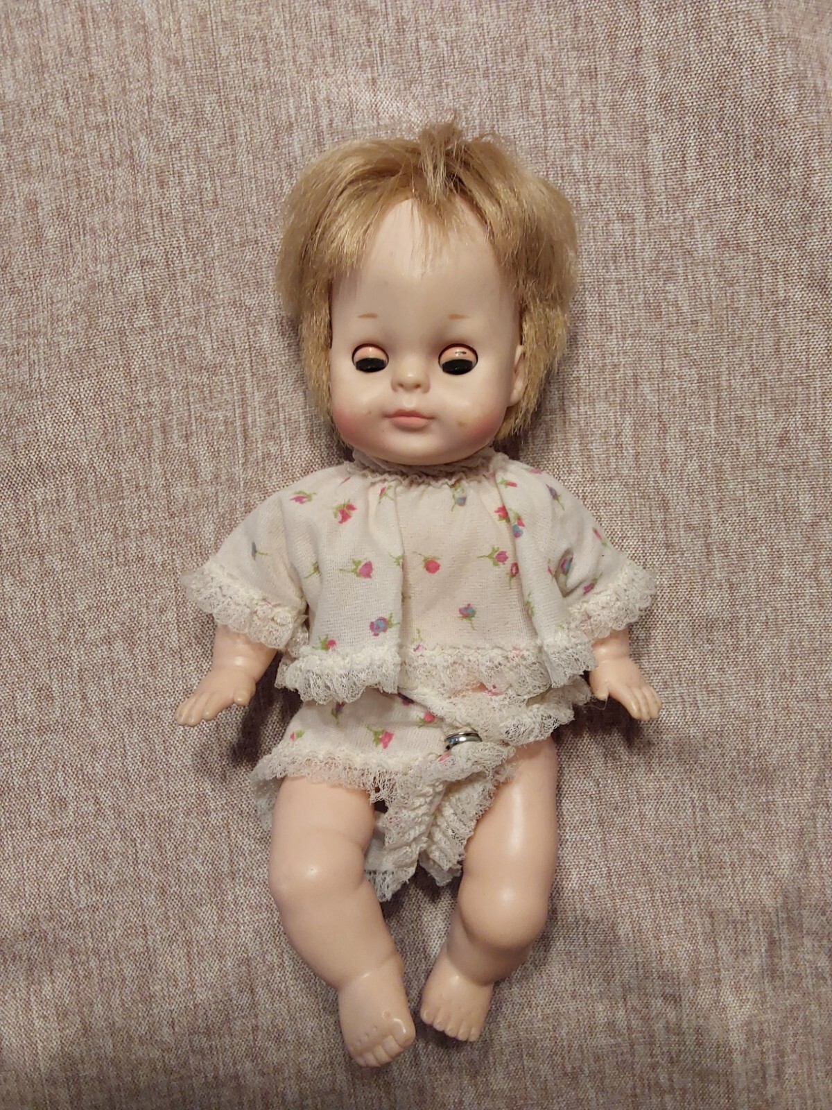Vintage 1964 VOGUE DOLL 10"