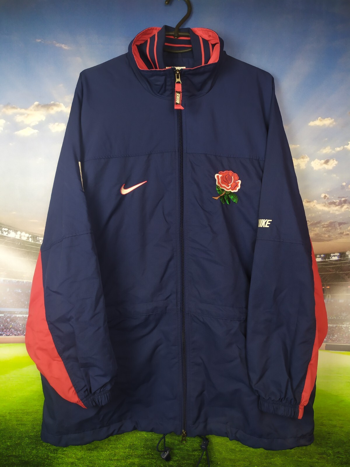 Nike ラグビーウェア Mサイズ エンブレム付き　イングランド England Team Vintage Training Jacket With Zipped Big Logo