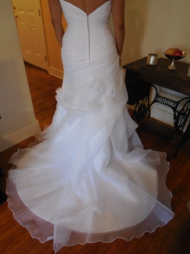 STUNNING Casablanca Bridal Size 16 (reg. Sz 14) XL Plus Size Wedding gown dress