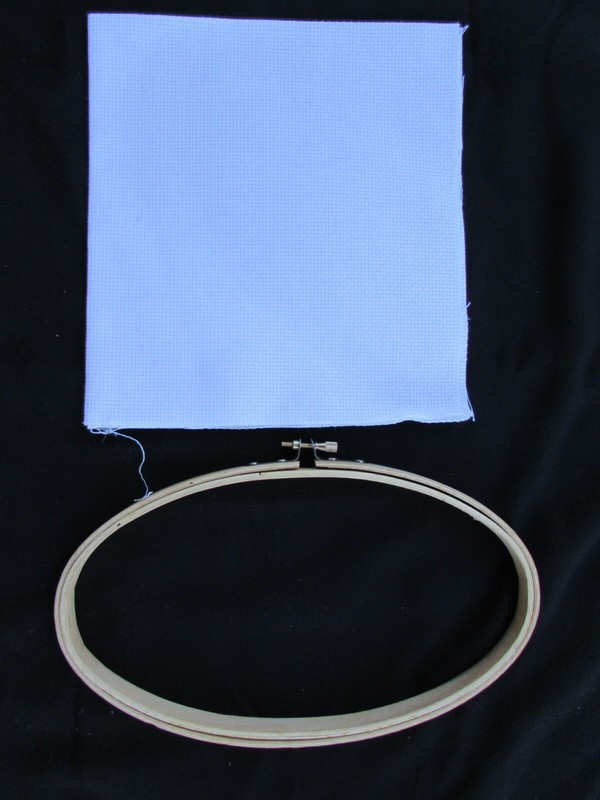 5" X 9" INCH WOODEN OVAL EMBROIDERY HOOP + BONUS!!