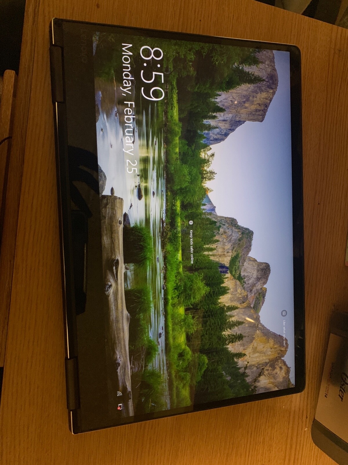 lenovo yoga 710 15.6” Touch screen. Black and barely used in good quality