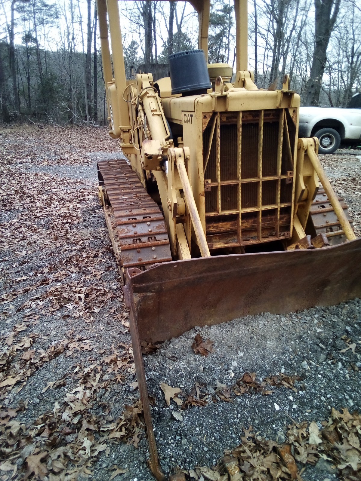 CAT 941B CRAWLER/LOADER IN GOOD OPERATIONAL CONDITION - RUNS AND DRIVES