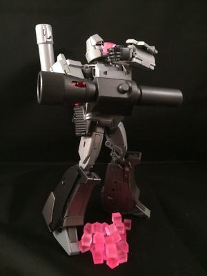 Mini Energon Cubes for TF Masterpiece and G1 - Assorted Colors!