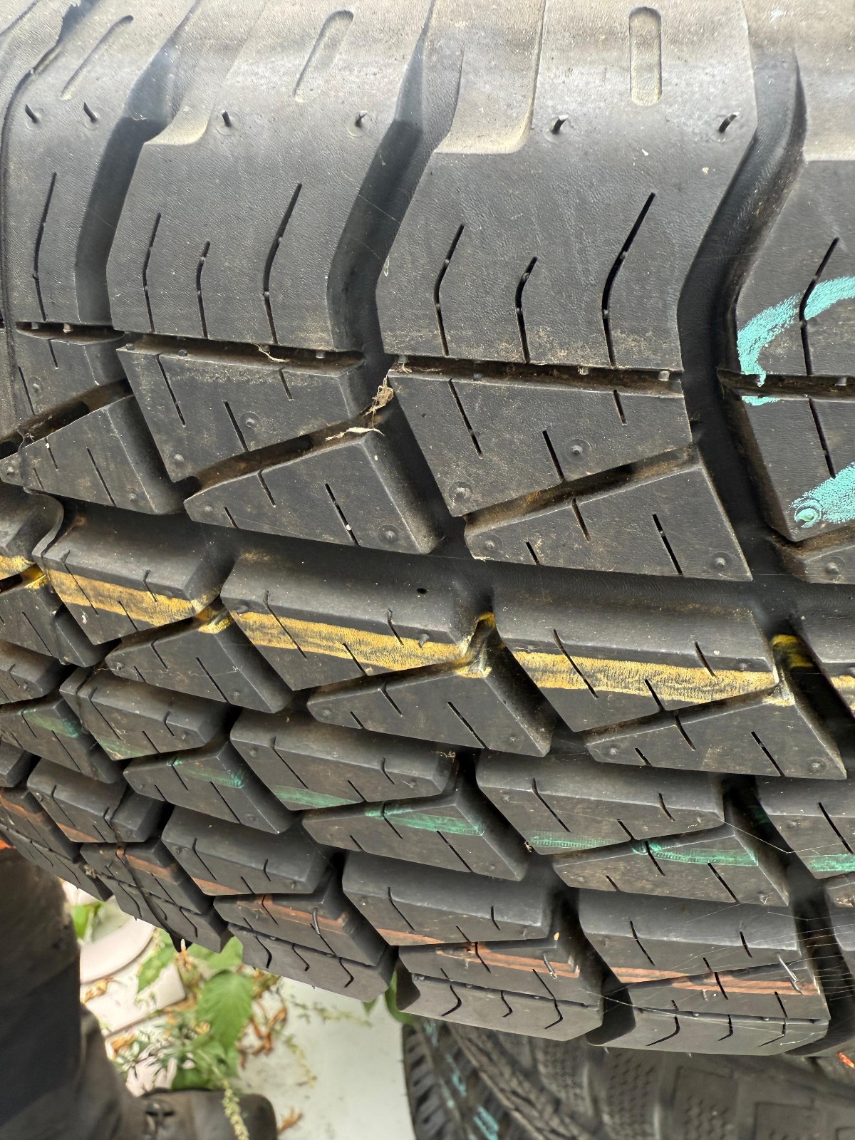 New 225 70 16 Goodyear, Wrangler HP, M+S, 102H, x1 Tyre (F1_tyres) FOD YD178