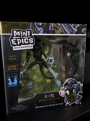 Alien Xenomorph Warrior Mini Epics Figure Limited Edition - DAMAGED BOX