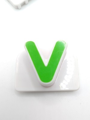 leapfrog fridge phonics replacement letters V magnetic learning toy 