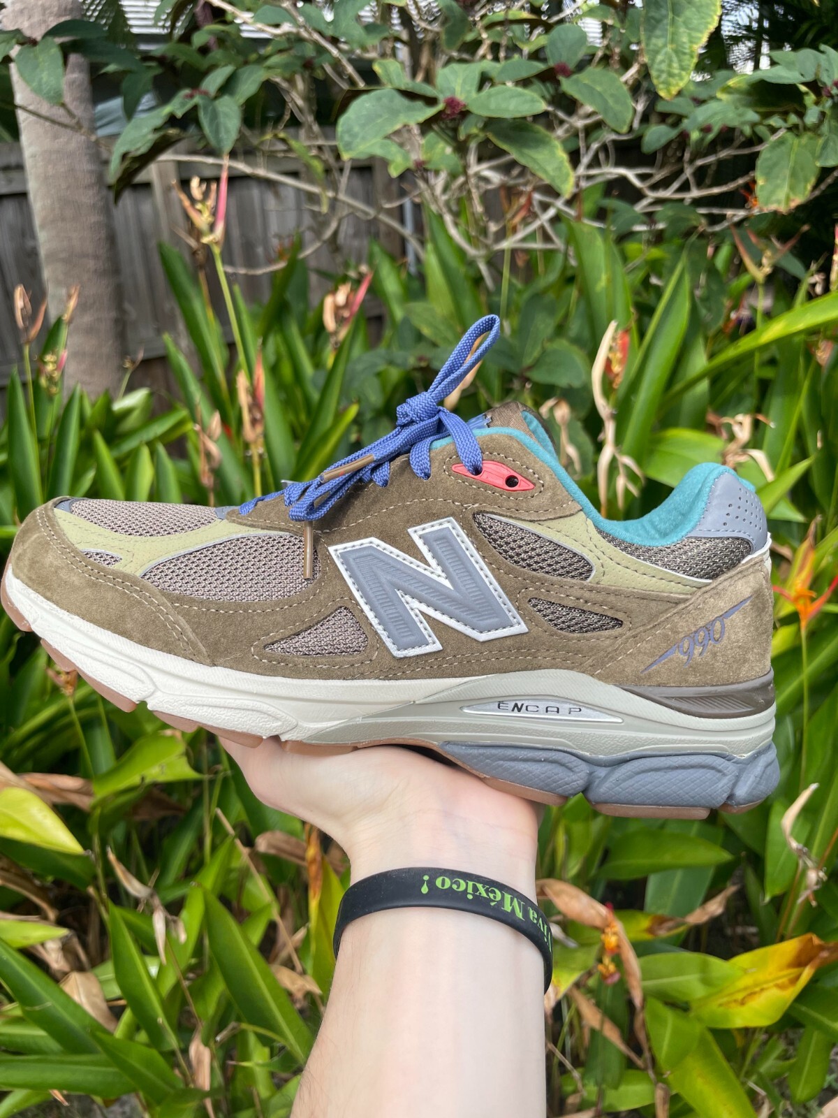 BODEGA × New Balance 990V3 26cm New Balance 990v3 MiUSA Bodega Here To Stay Size 7M (8.5W) FAST