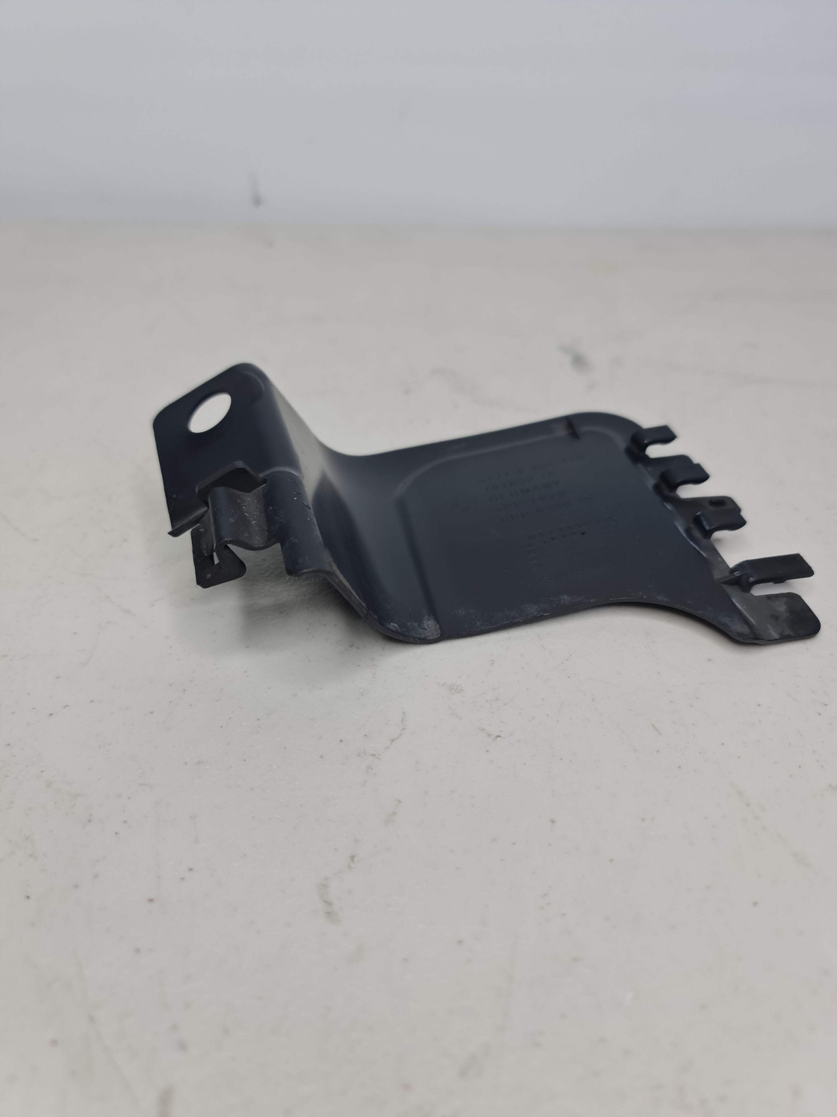 0 Bmw 2015-2020 51-71-8-060-410 51718060410 Cover Right 191832 10 image 2