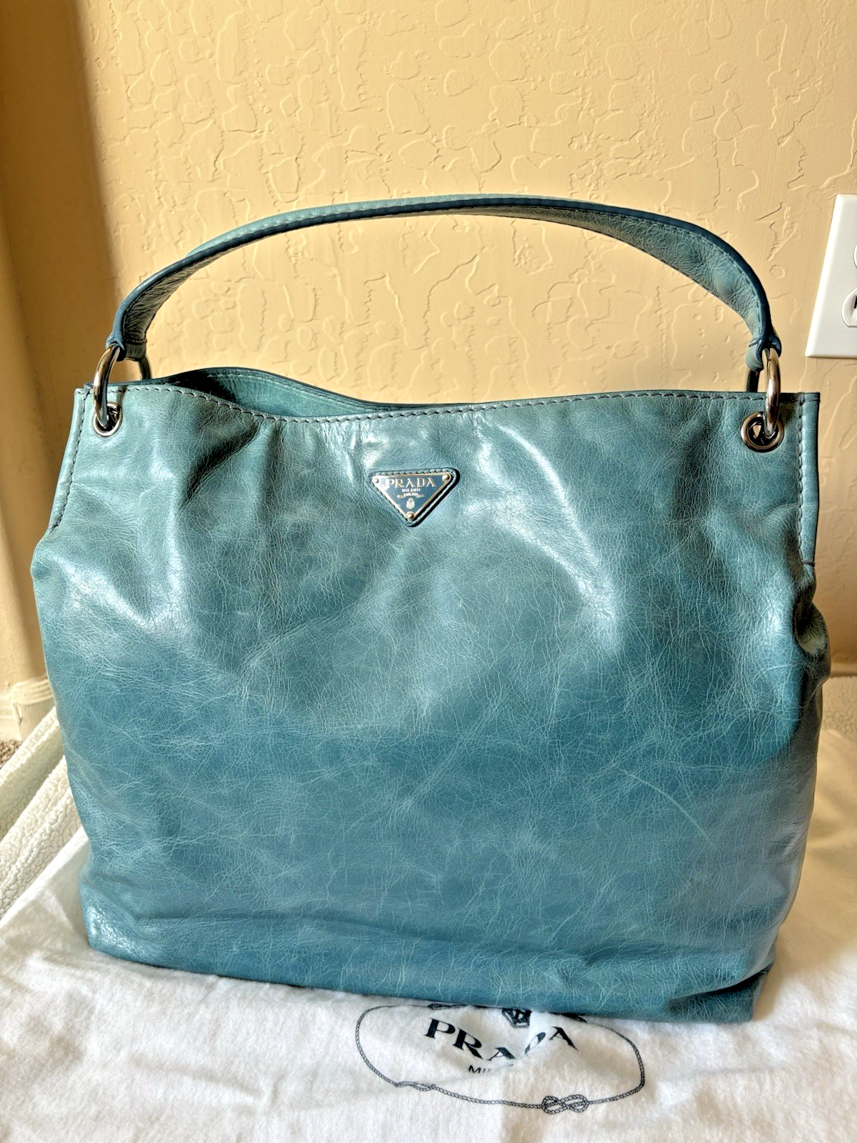 PRADA Vitello Shine Azzurro Sacca Hobo Sky Blue Shoulder Bag PRADA Vitello Shine Azzurro Sacca Hobo Sky Blue Shoulder Bag