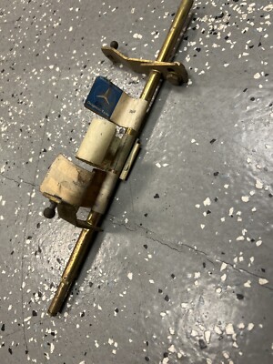 New W126 Throttle Linkage Shaft 380 500SEC 380 500SEL 380 500SE
