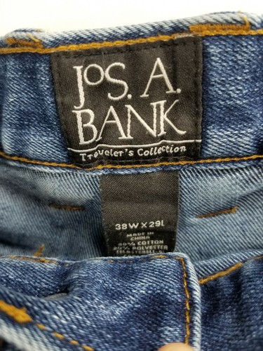 JOS A BANK TRAVELERS COLLECTION DENIM JEAN'S SIZE 38X29 STRAIGHT LEG DARK WASH.