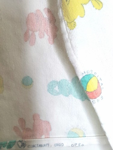Vintage Baby Hospital Property Blanket Cincinnati Ohio Bunny Rabbits Balls