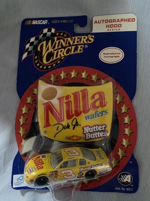Nascar Winners Circle 2002 Dale Earnhardt Jr #3 Nilla Wafers Nutter Butter 1:64