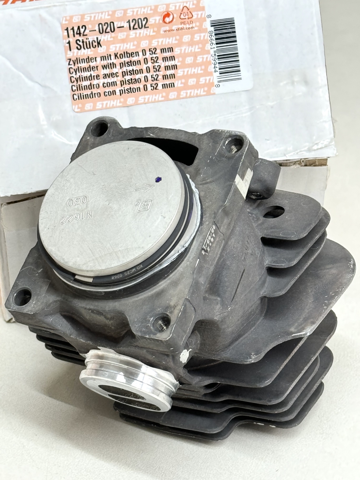 STIHL OEM CYLINDER WITH PISTON KIT 1142 020 1202 MS462 MS462C C-M R MS462R - Picture 2 of 5