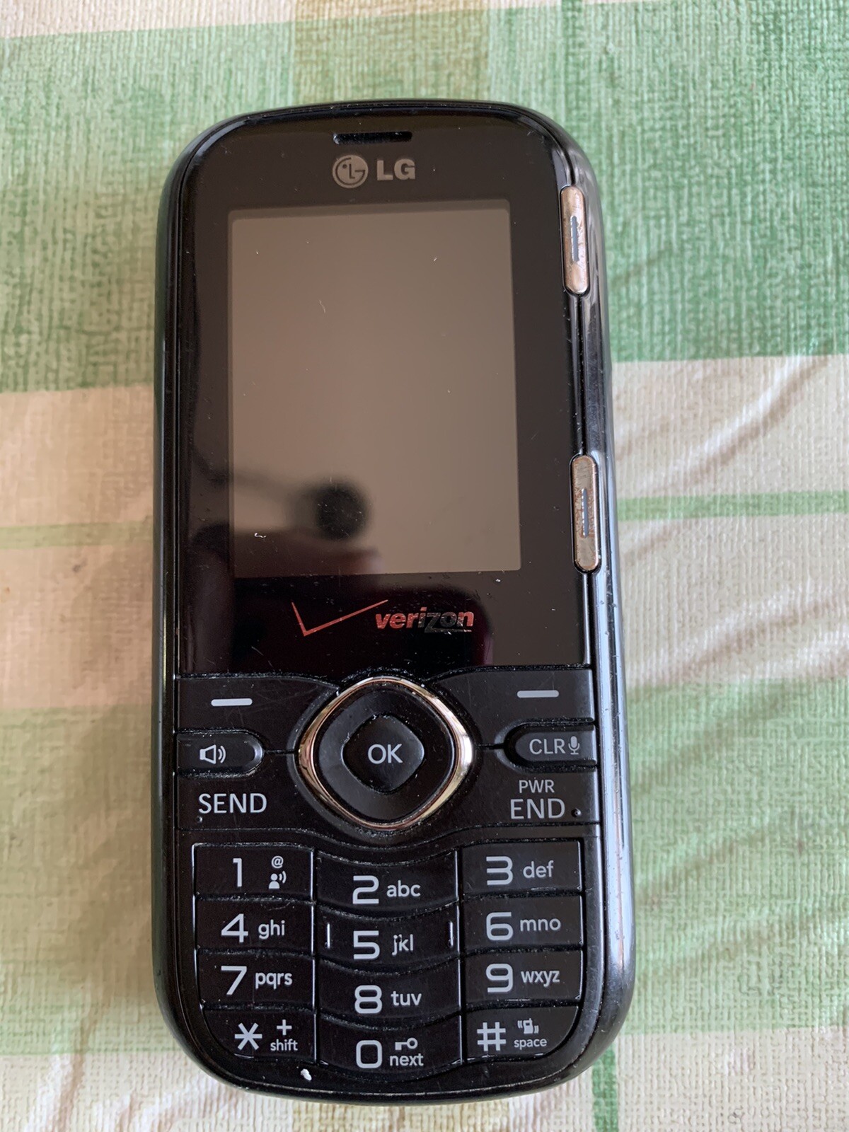 LG Cosmos VN250 - Black (Verizon) Cellular Phone