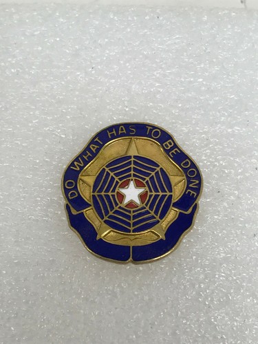 US Military Lapel Insignia Crest Pin   Criminal Investigation Command Unit Crest