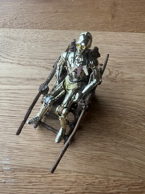 Star Wars The Saga Collection C-3PO with Ewok Throne