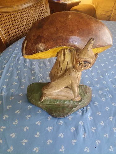 ANTIQUE RARE ALL ORIGINAL ELF UNDER MUSHROOM CAST IRON DOORSTOP MARKED N514E