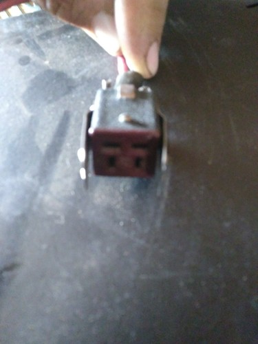 Astron RS-20M Table Top 20 Amp Regulated DC Power Supply w/ Dual Meters