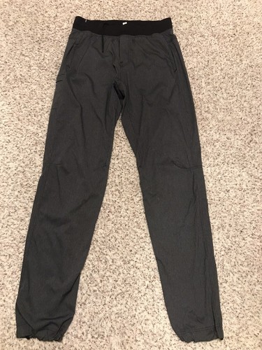 値下げ！試着のみ　lululemon Paris ブラック トップス　サイズ0 値下げ！試着のみ lululemon Paris ブラック トップス サイズ0