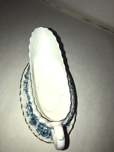 Royal Doulton MAYFAIR BLUE Gravy Boat & Underplate H4900