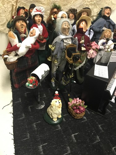 Large Lot Of Byers Choice Figurines, 20 Plus, Good Condition, 90’s