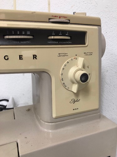 Vintage 1970s Singer Stylist 534 Sewing Machine | Free Arm, & Foot Pedal (2G)