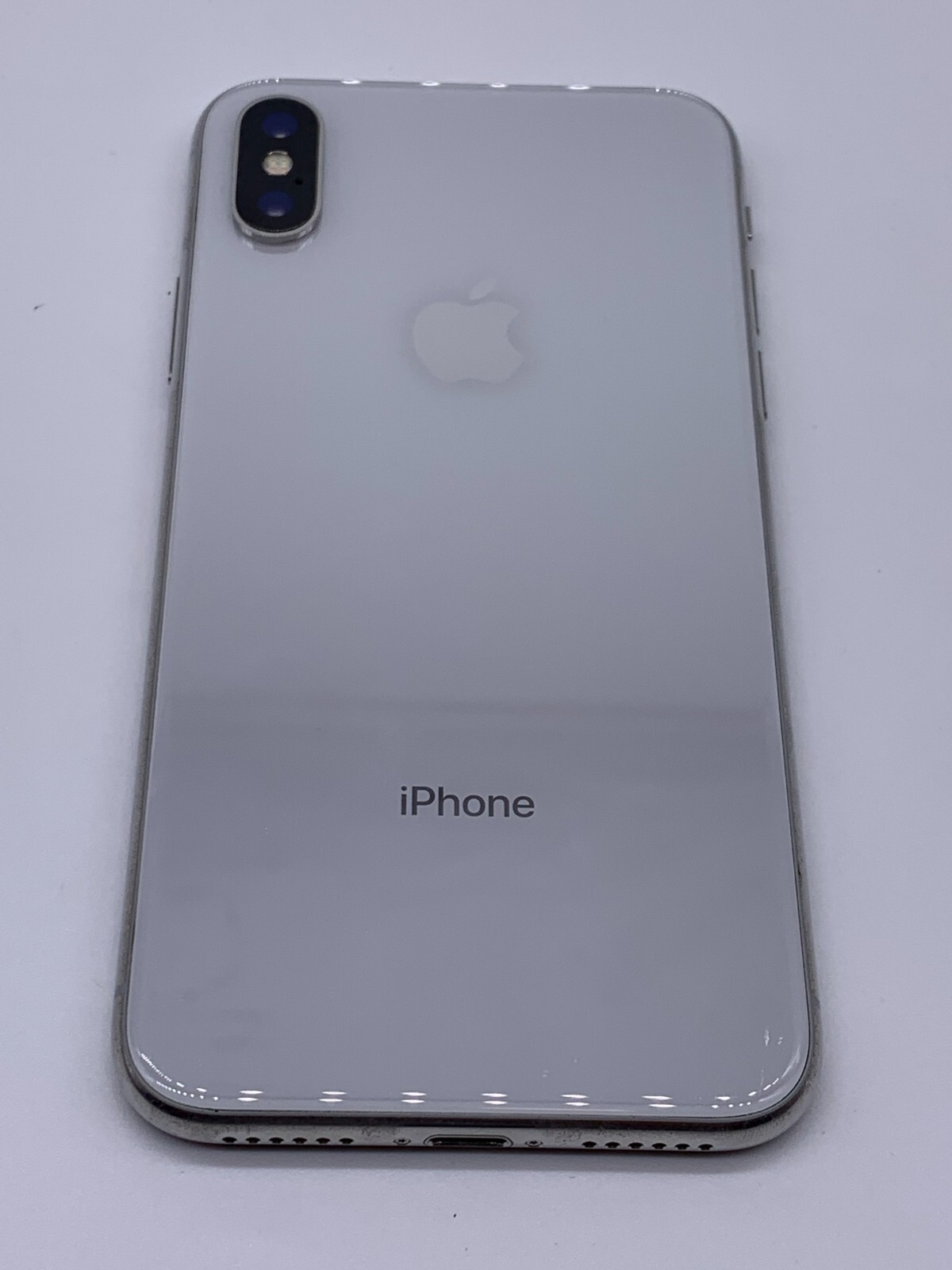 Apple iPhone X - 256GB - Silver - Unlocked - battery health