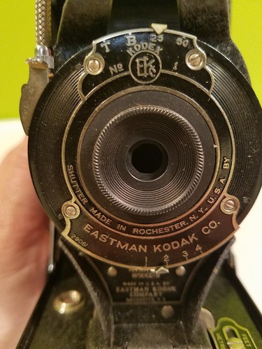 EASTMAN KODAK 2A FOLDING CAMERA MODEL B VINTAGE CAMERA PHOTOGRAPHY OLD SCHOO