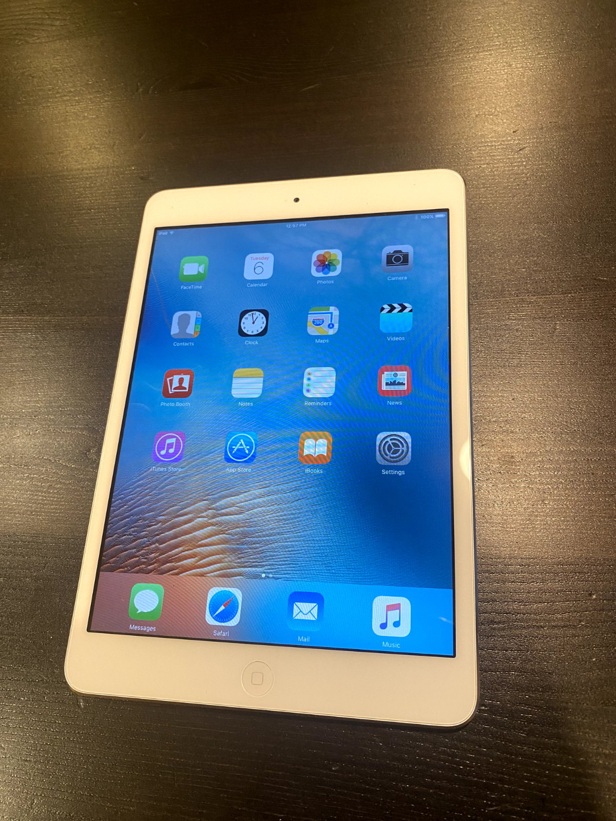 Apple iPad Mini Wi-Fi Only/1st Gen - 16GB - Wi-Fi -7.9