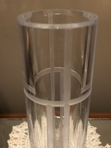 Kate Spade Madison Square New York Cylinder Vase 7 1/2” Crystal Etched Lines